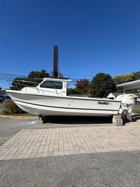 Parker 247 Explorer
