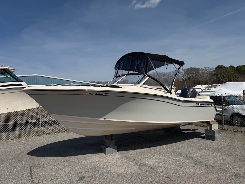2022 Grady-White 215 Freedom