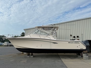 2013 Grady-White 330 Express