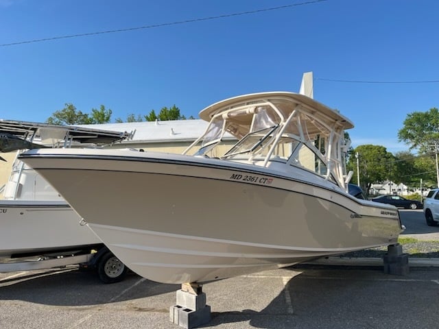 2019 Grady-White Freedom 235