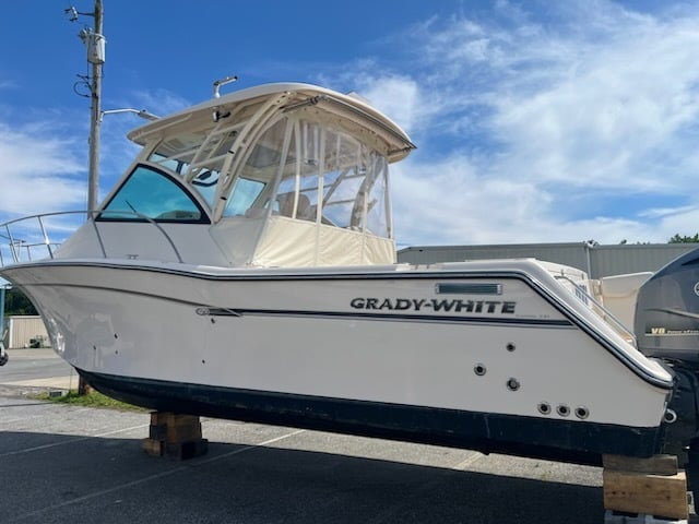 2019 Grady-White 330 Express