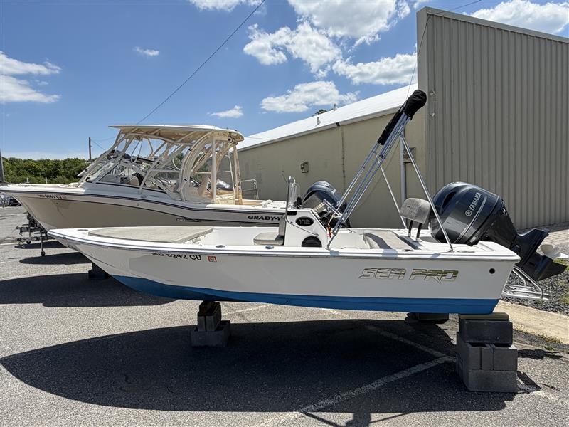 2023 Sea Pro 172