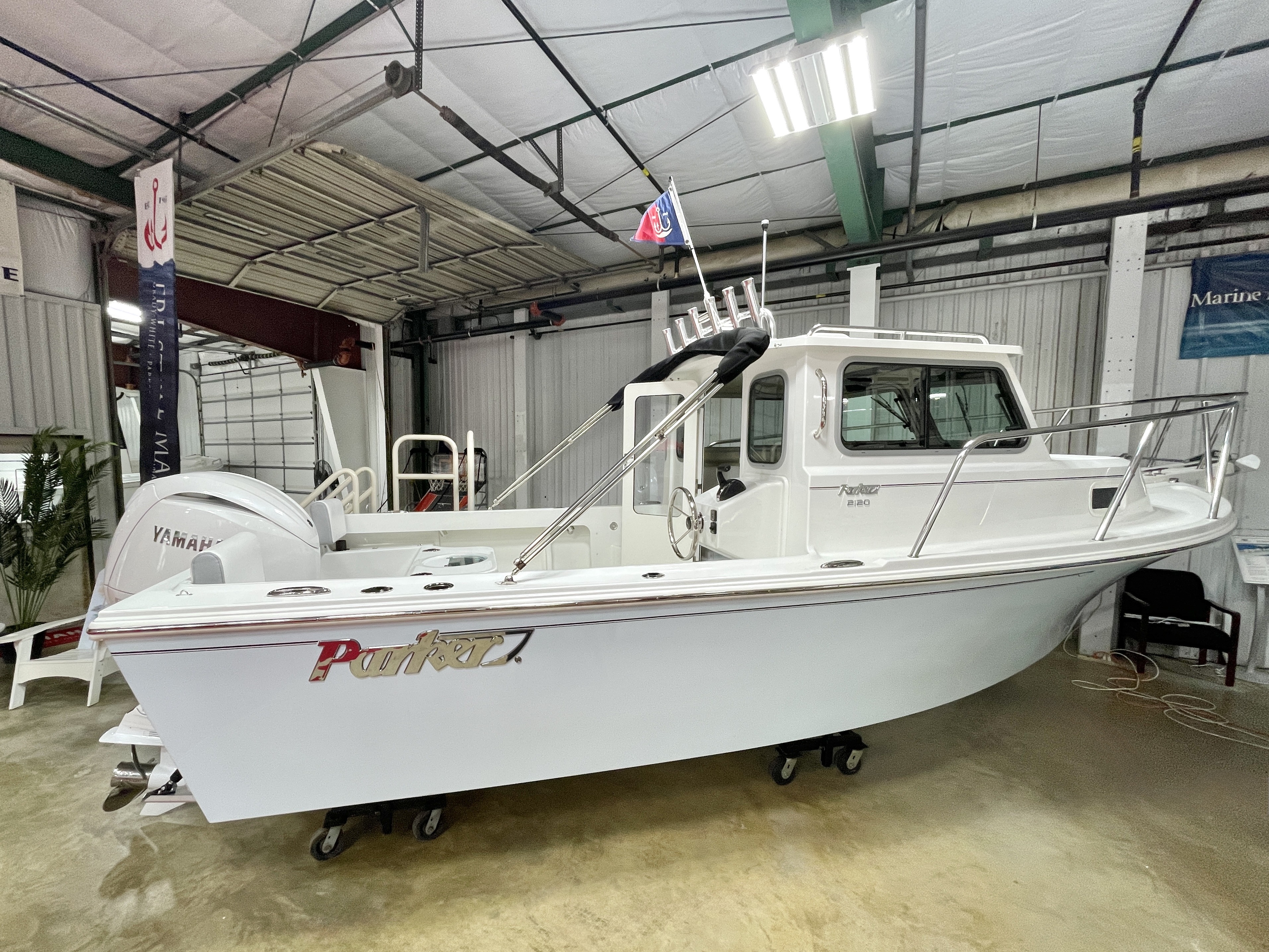 Parker 2120 Sport Cabin
