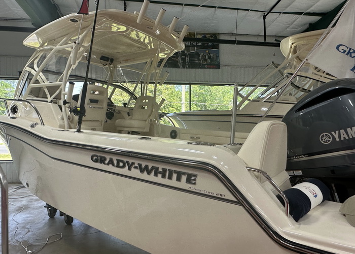 Grady-White 218 Adventure