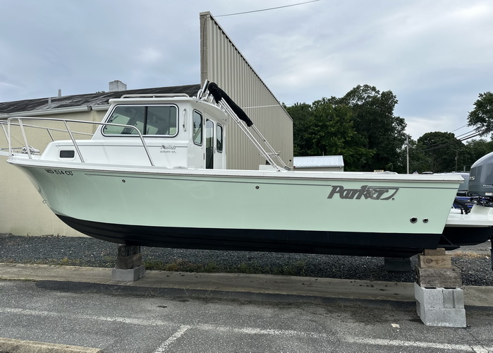 2022 Parker 2320 Sport Cabin