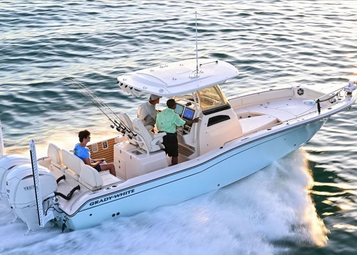 281 Coastal Explorer 